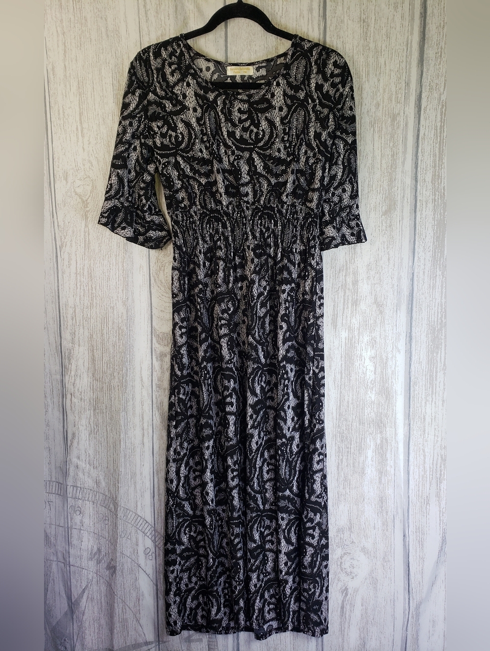 Seven Island Black/White textured midi dress cinched empire waist Petite Medium